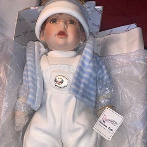 EXTREMELY VINTAGE BOY DOLL